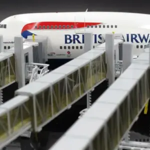 Samolot pasażerski z mostem – Zabawka lotnicza B747 A380