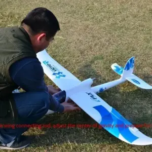 Szybuj w chmurach z 1.5m RC Plane X8 Surfer – idealny starter!