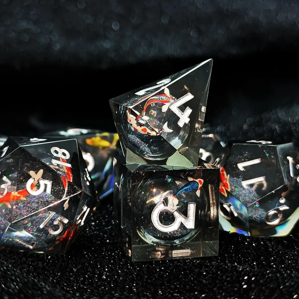 Kości D&D z płynem i piaskiem - idealne do Twoich sesji RPG!