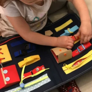 Zabawka Montessori dla maluchów rozwijająca umiejętności motoryczne