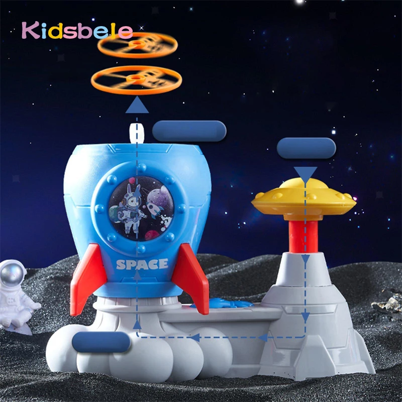 Zabawa w kosmos: Rakieta z katapultą i motylami dla malucha